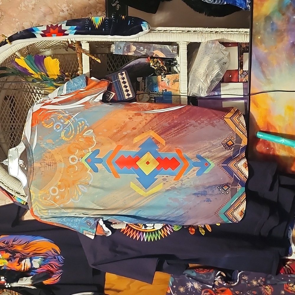 Tshirt - Picture 2 of 3
